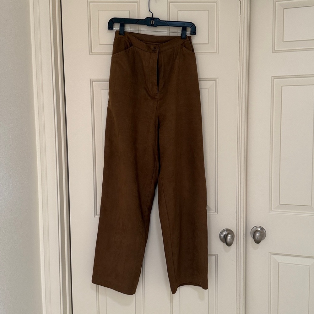 August Max Tan Apparel